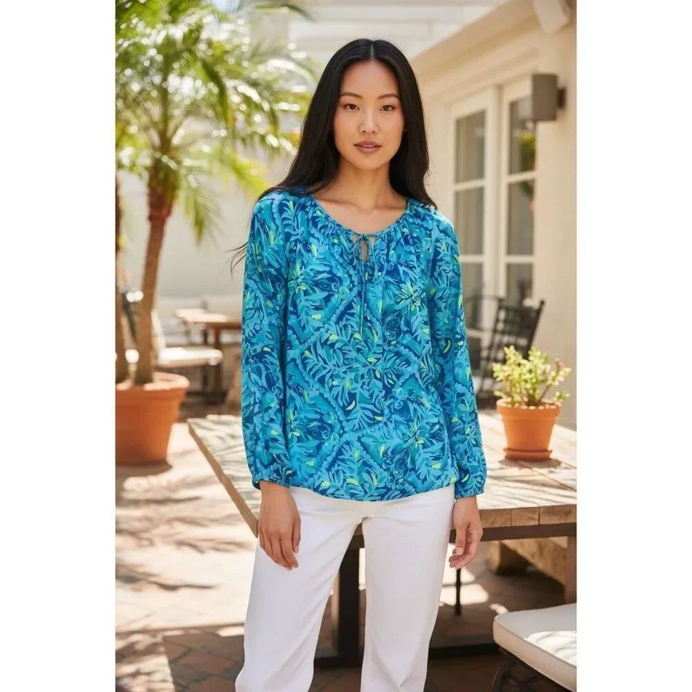 Lilly Pulitzer Blue Green Tropical Print Rayon Blouse Top Long Sleeve Size Mediu